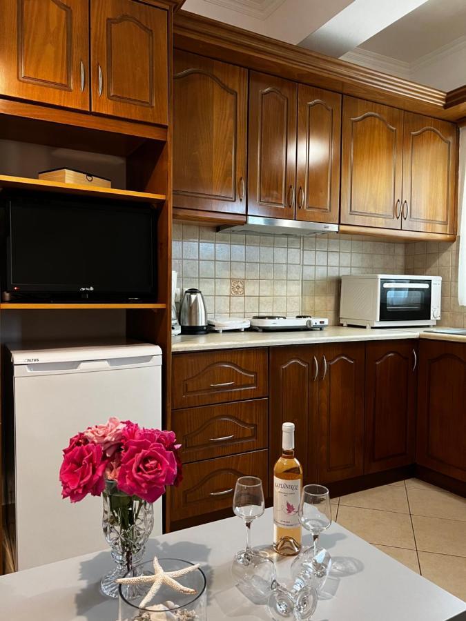 Anna'S Apartments Никиана Екстериор снимка