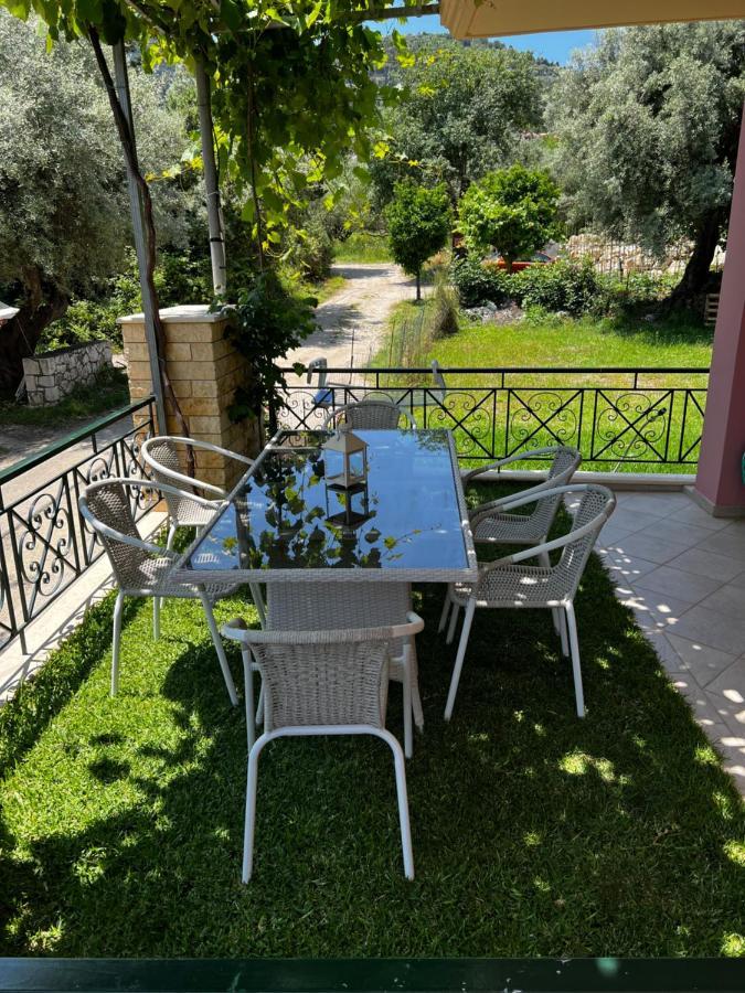 Anna'S Apartments Никиана Екстериор снимка